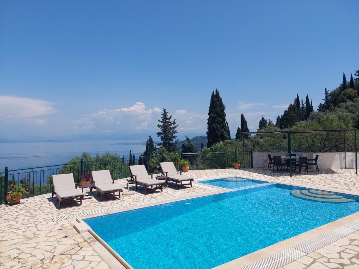 Villa Boukari Chlomos 外观 照片