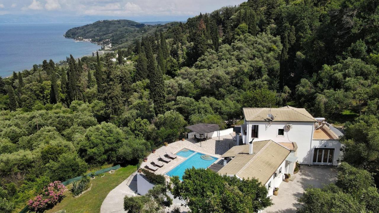 Villa Boukari Chlomos 外观 照片