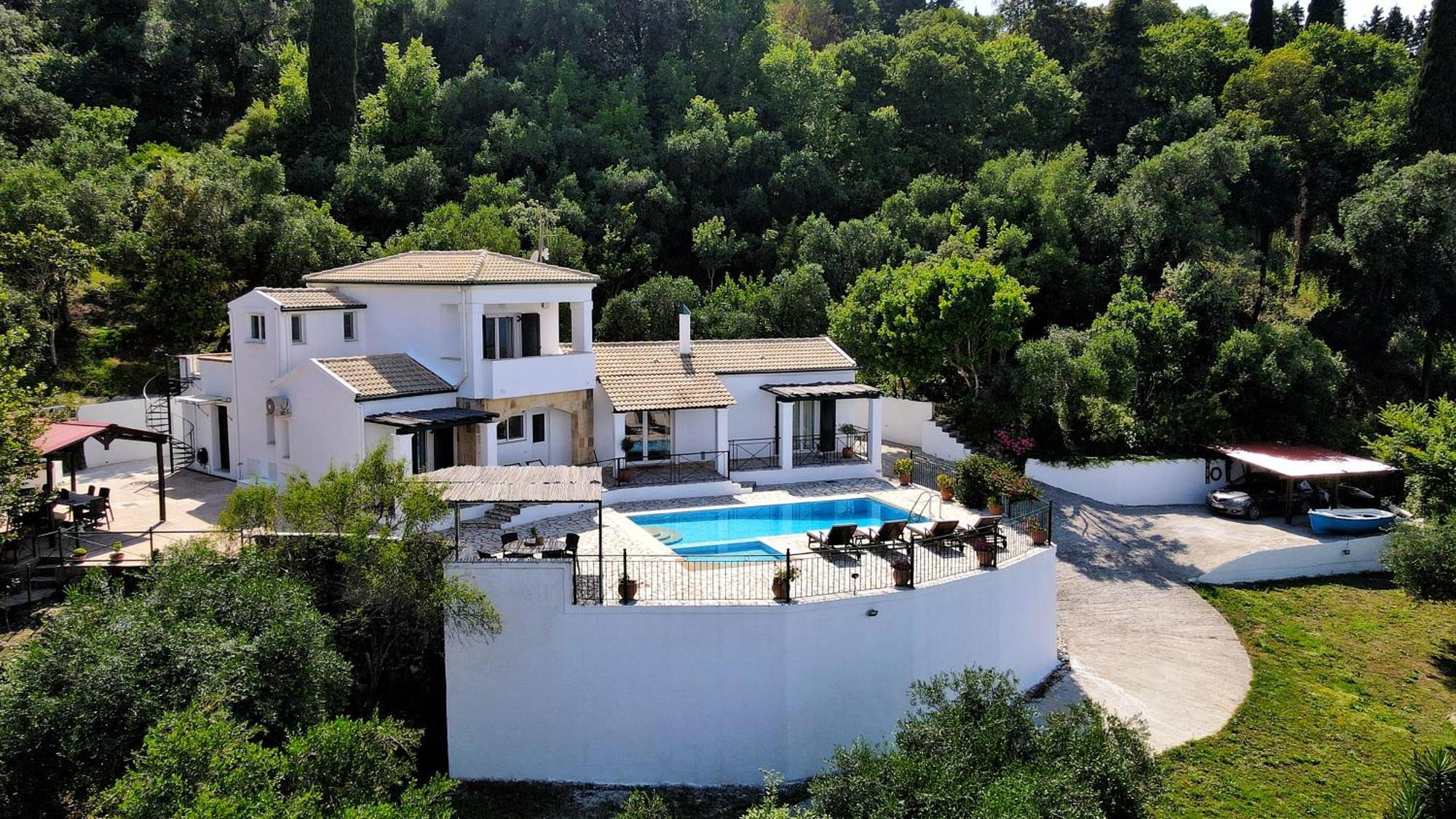 Villa Boukari Chlomos 外观 照片