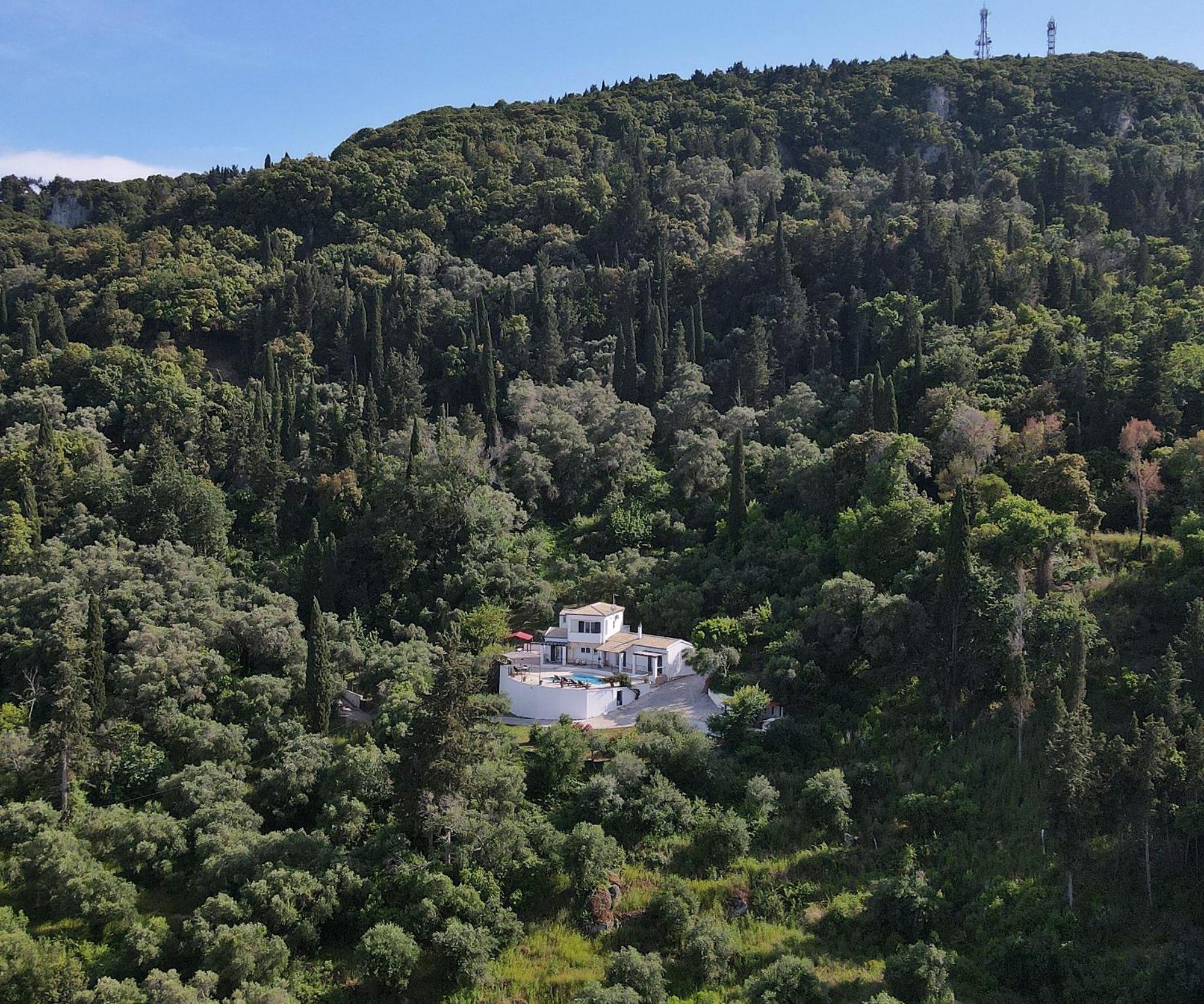 Villa Boukari Chlomos 外观 照片